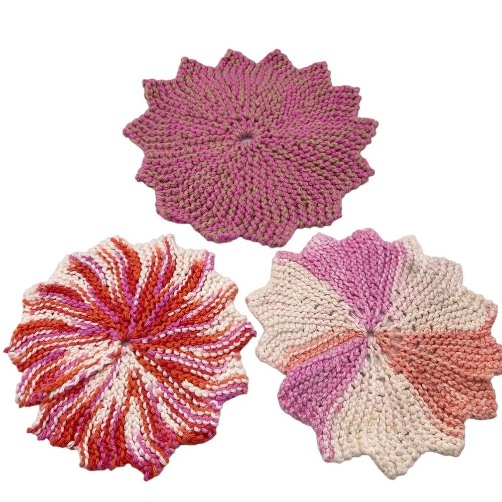 Hand Crochet pot holders trivets pink white thick Kitsch vintage‎ kitchen